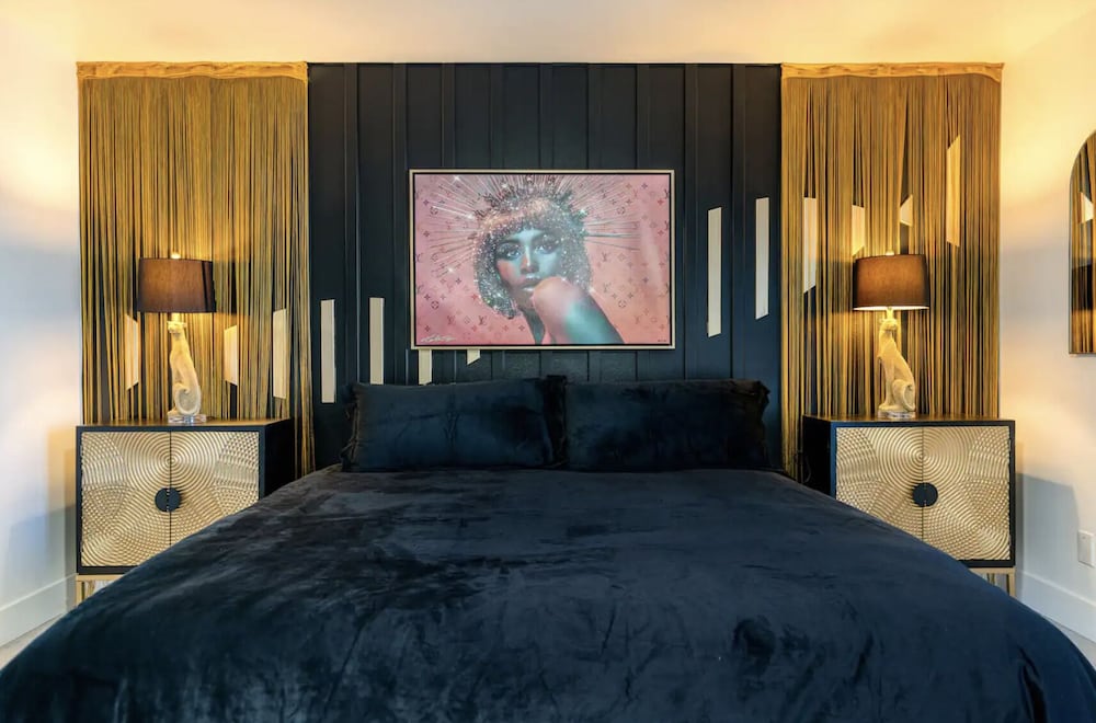 Фото Side by Side Lux Homes