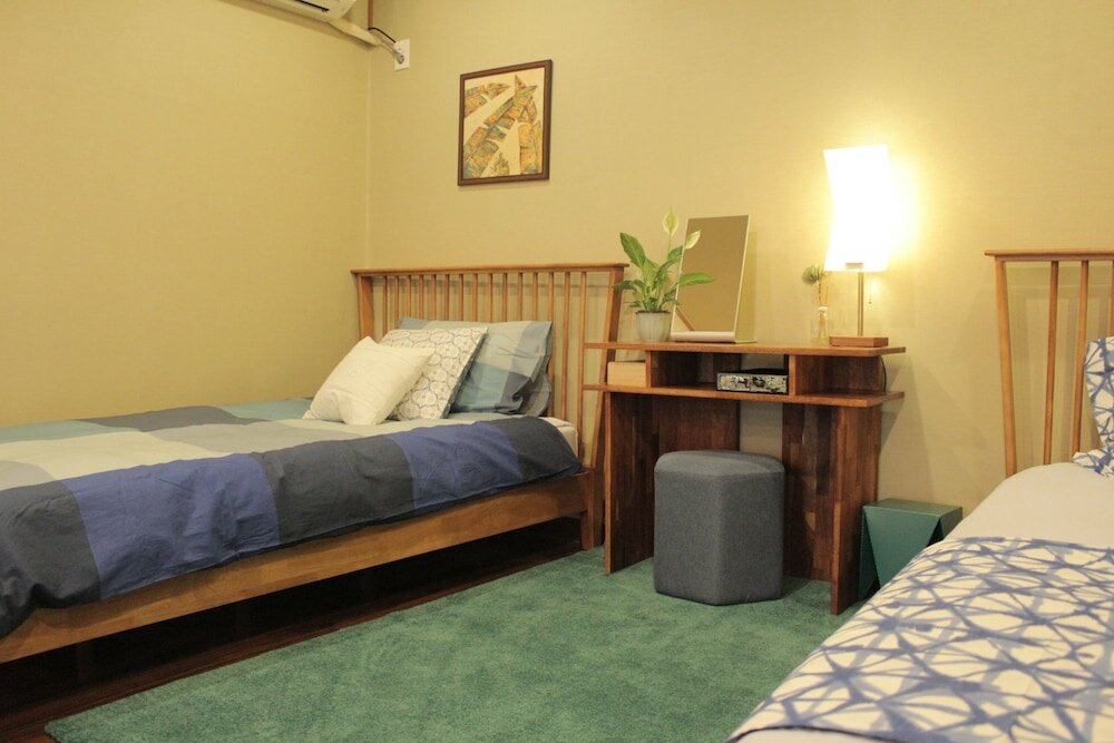 Фото Slow Tree House Hongdae - Caters to Women