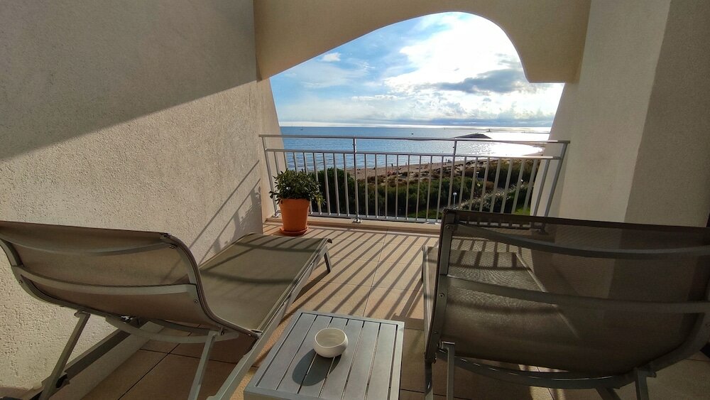 Фото 176379874058