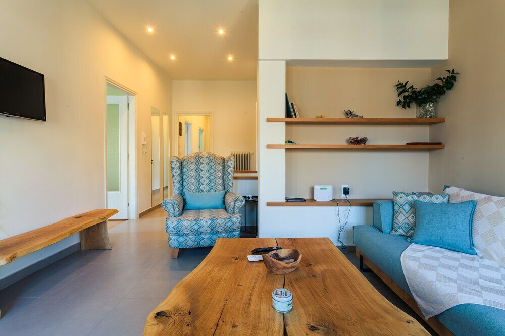 Фото Upscale Modern Escape in the Historic Center