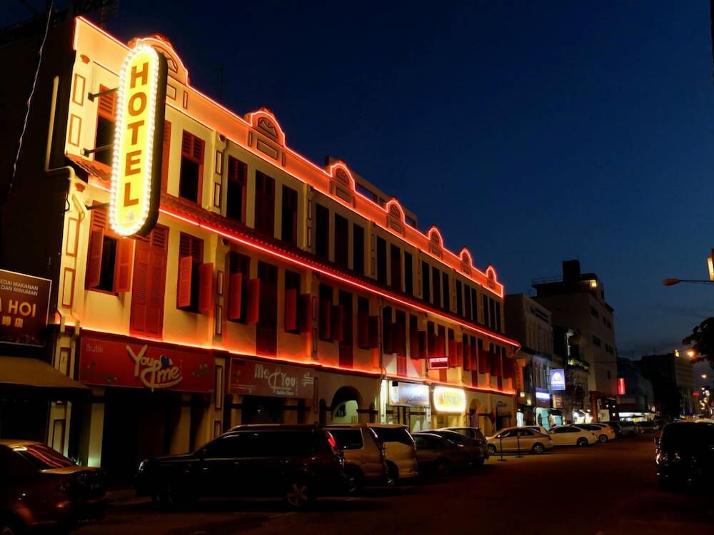 Фото отеля 2