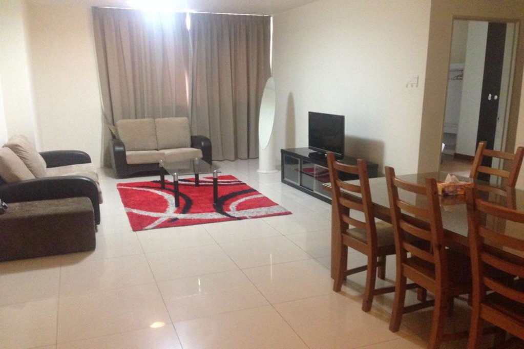 Фото Royal Apartments at Taragon Bukit Bintang