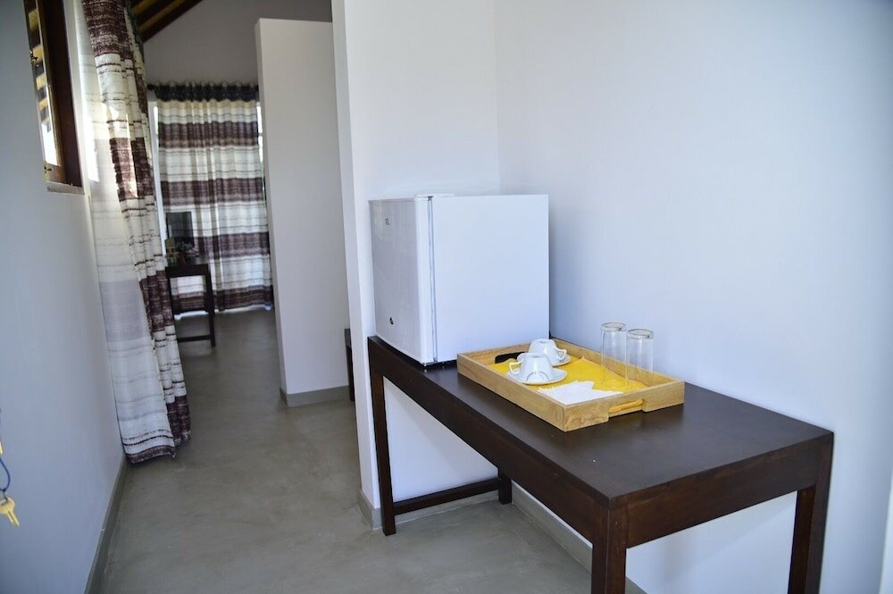 Фото Thihawa Eco Huts Yala