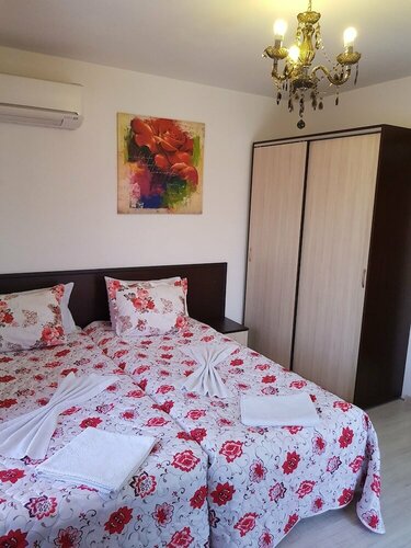 Гостиница Vintegra Family Hotel в Бургасе