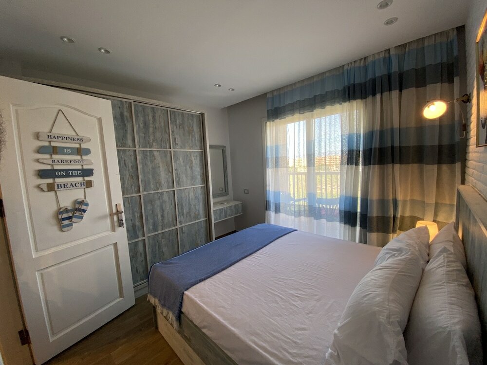 Фото Seven Seasons Hospitality