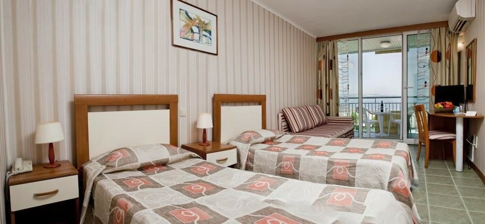 Фото Hotel Laguna Beach - All Inclusive