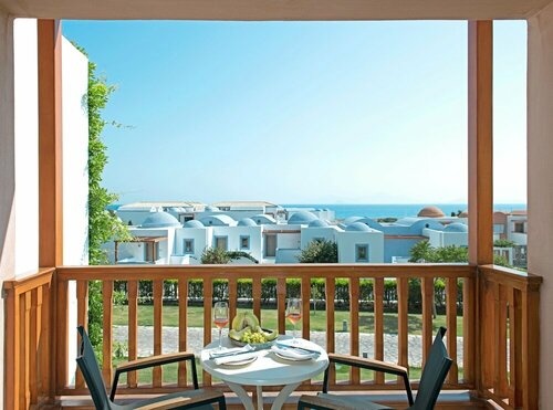 Внешний вид отеля Mitsis Blue Domes Resort & SPA - All Inclusive в Пилионе, фото 4