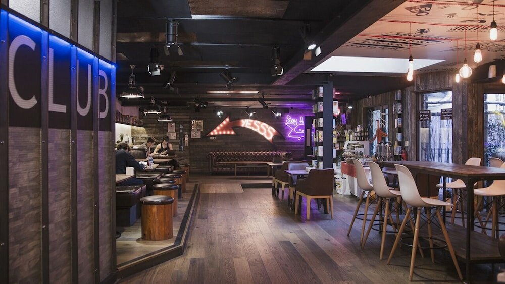 Фото 1n Student Hotel Camden - Students Only