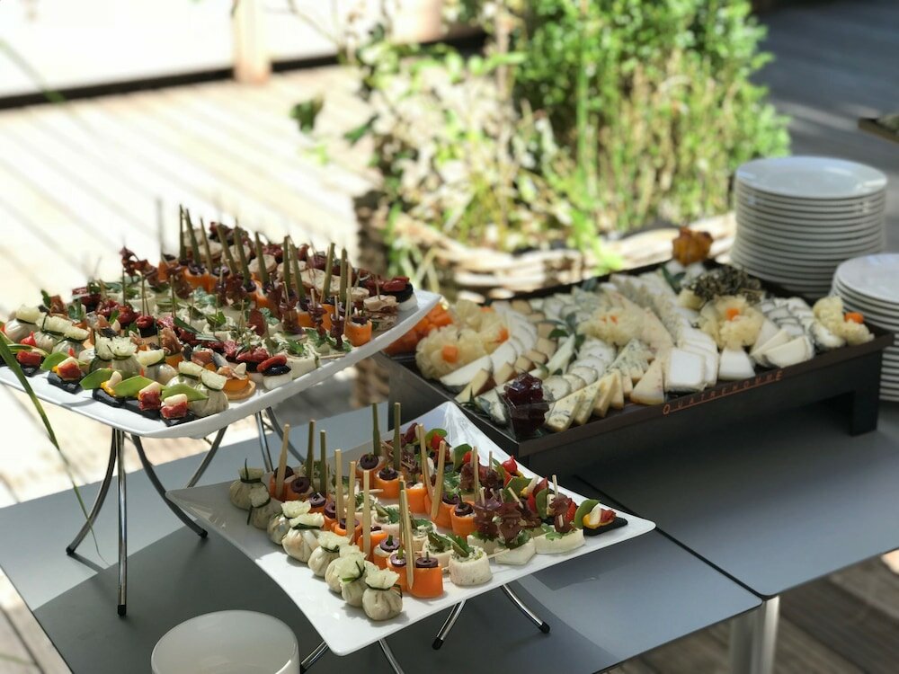 Фото Holiday Inn Express Paris - Canal de la Villette