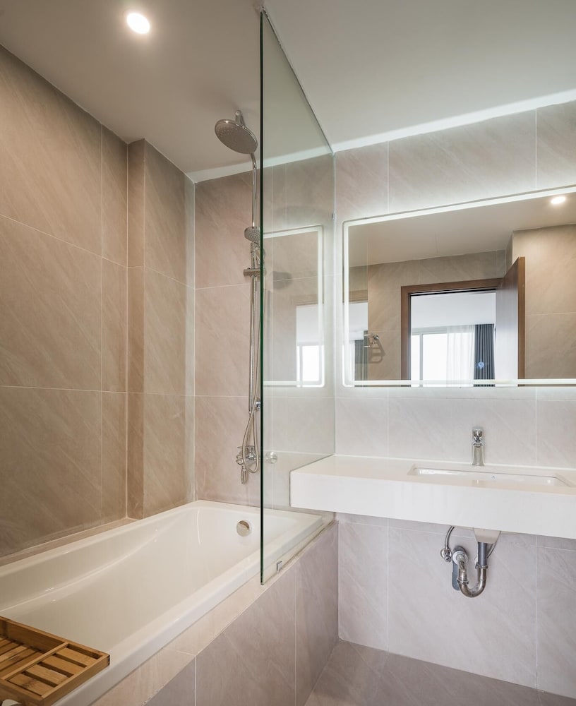 Фото Lux Westlake Studio