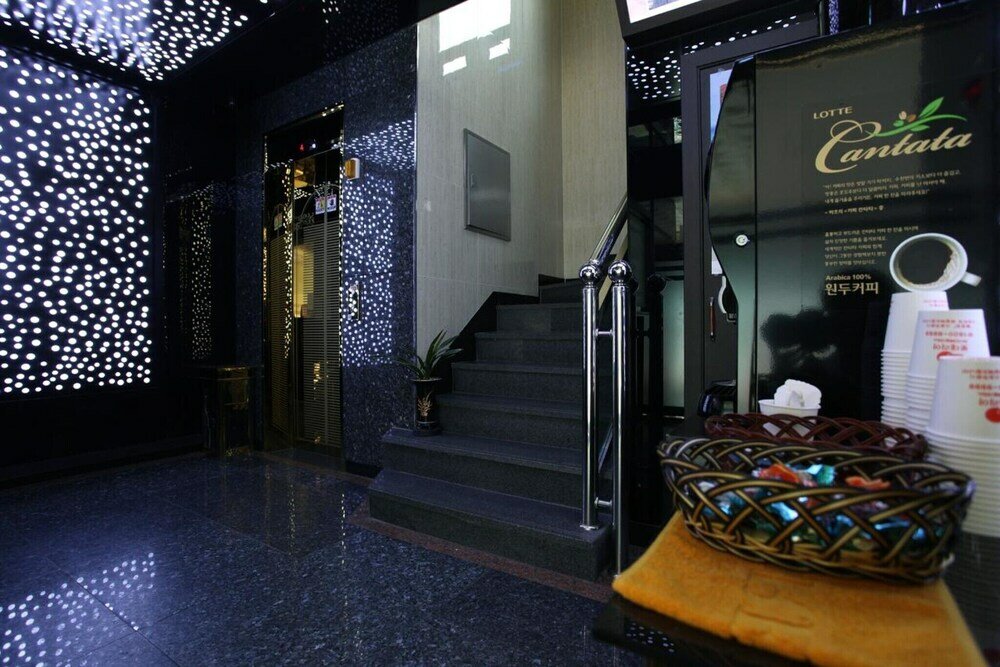 Фото Bulgwang Forestar Hotel