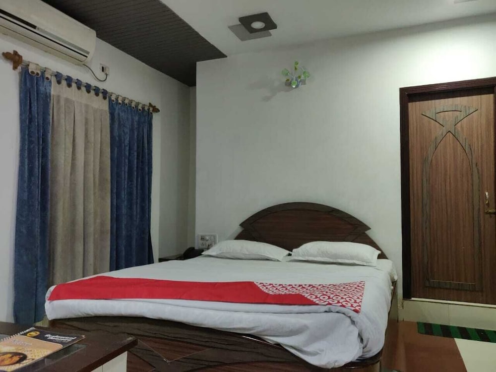 Фото Hotel Somraj Regency