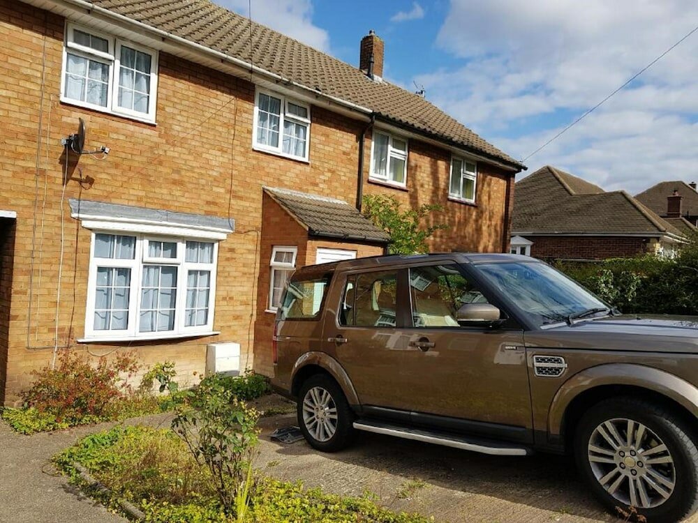 Фото Poynters House - Huku Kwetu Luton