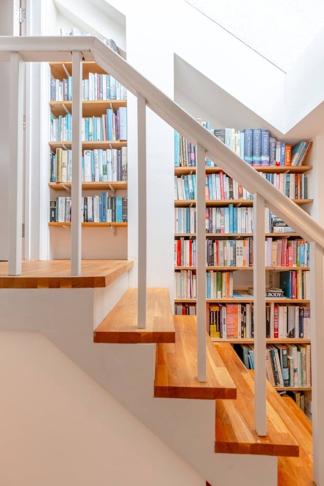 Фото Cosy 1 Bedroom Apartment Near Wimbledon Station