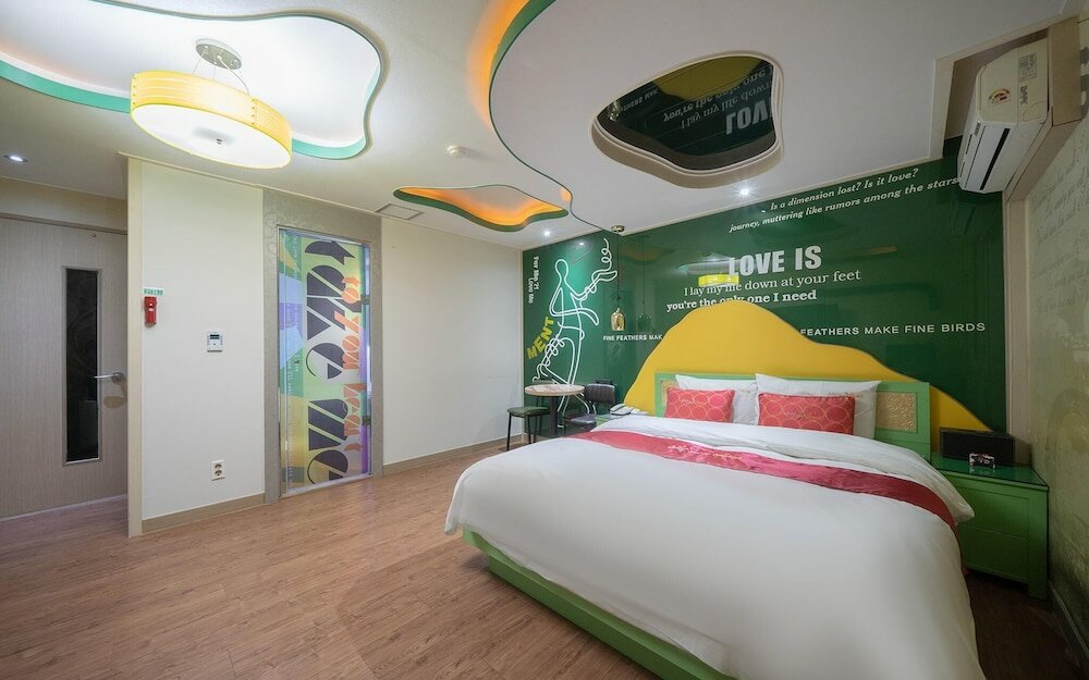 Фото Pohang Ocheon Party Rock Motel