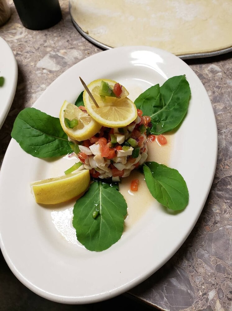 Фото Отель The Sunset Cove And Rainbow Room