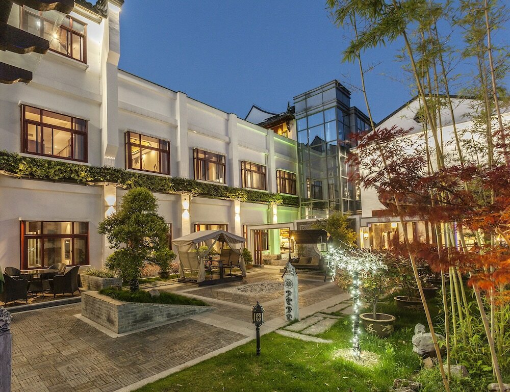 Фото Hejing Chengshang Generations Hotel