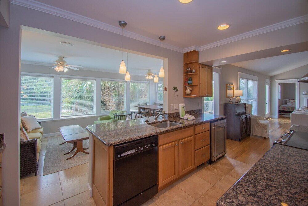 Фото 360 Wahoo Dr