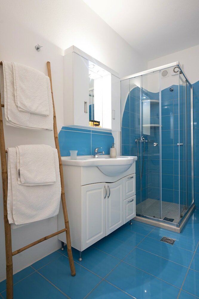 Фото Mykonos Dot Apartments