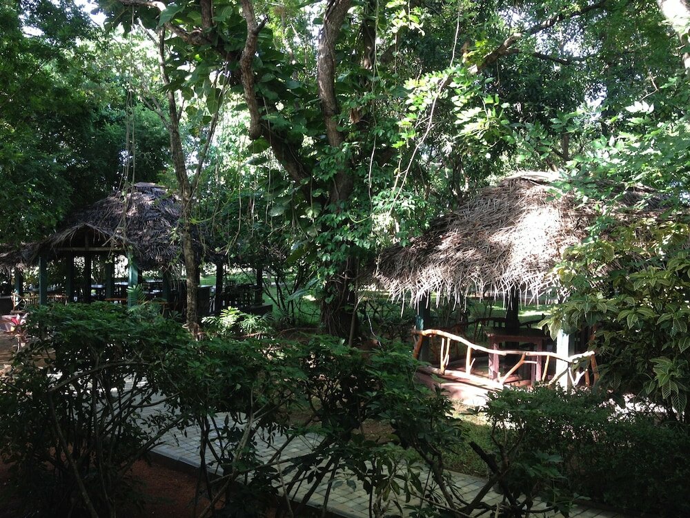 Фото Pelwehera Village Resort