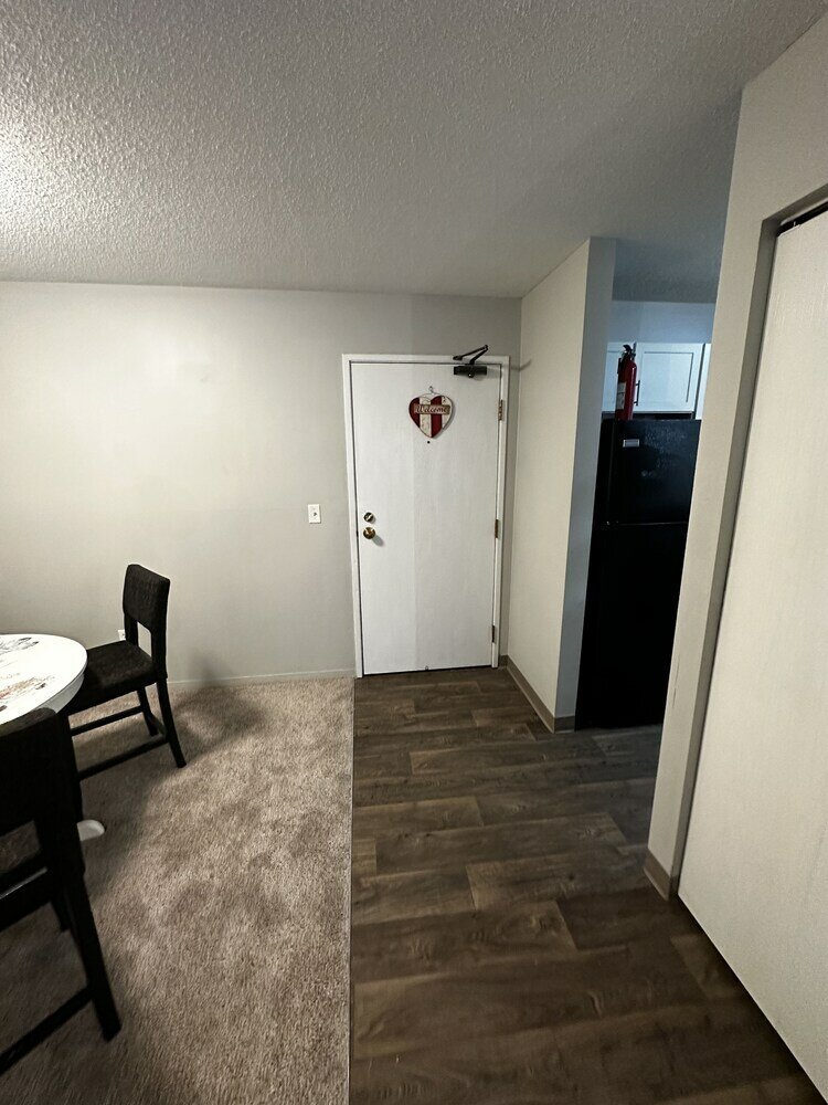 Фото 2 Br con patio por el centro comercial