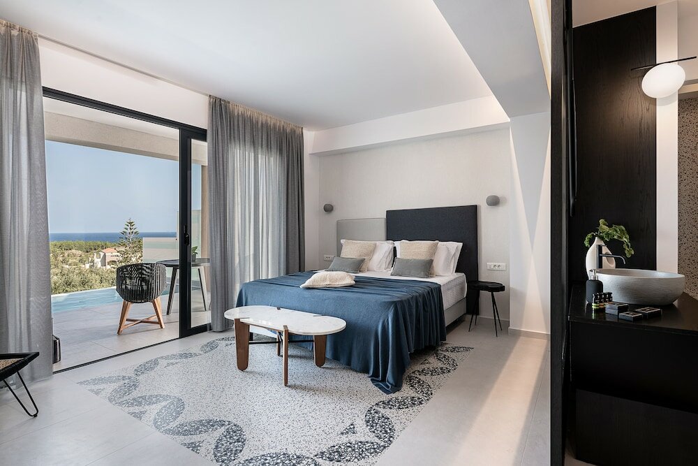 Фото Nuovo Luxury Suites
