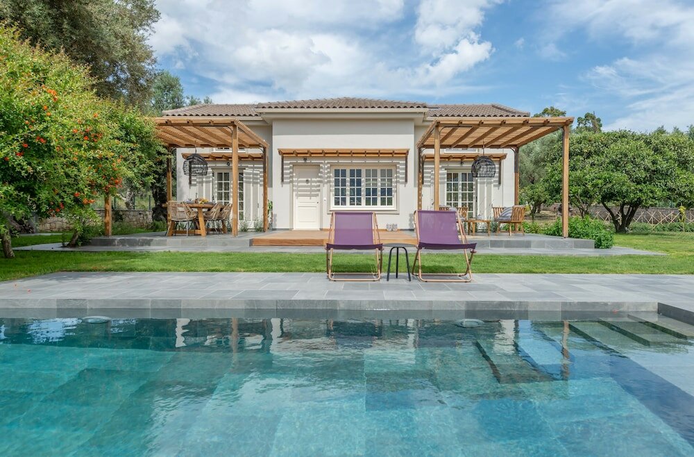 Фото Leeda's Cottages