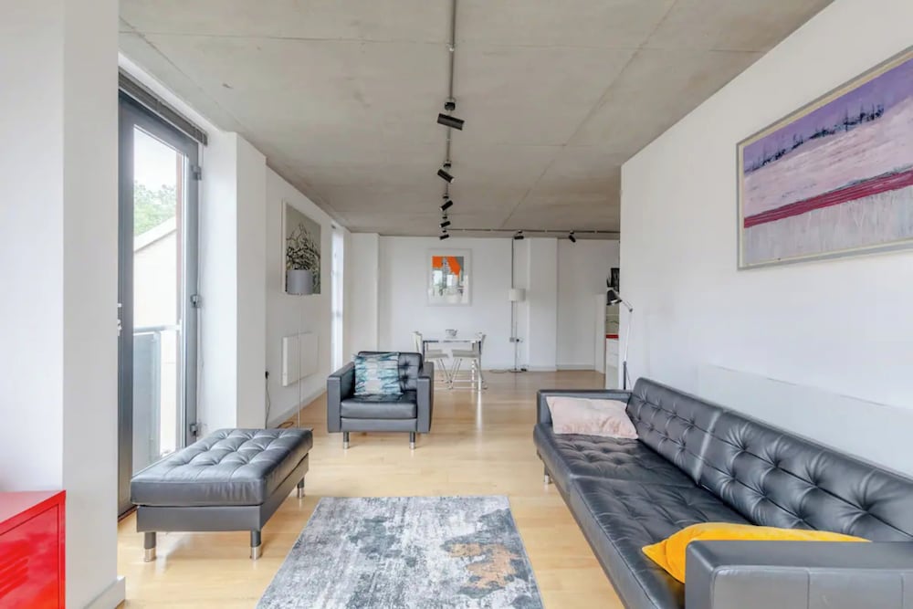 Фото Beautiful & Bright 2bd Flat - Dalston!