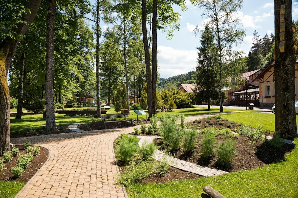 Фото Kupele Cerveny Klastor Smerdzonka