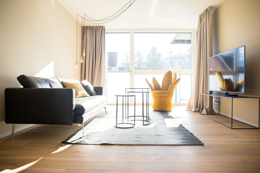 Фото Gubelhof Suites