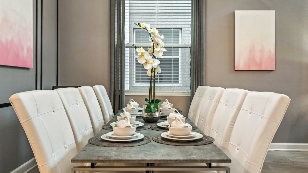 Фото Storey Lake 5br Cozy Home 4164