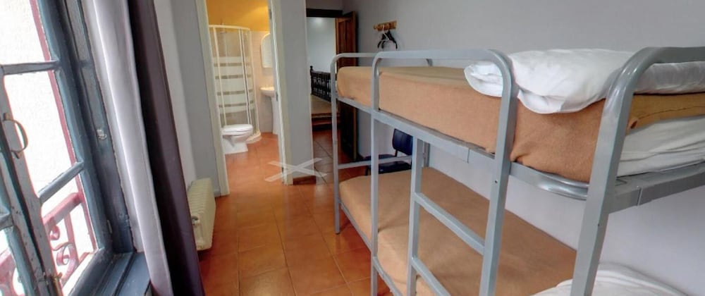 Фото Albergue La Estación - Hostel