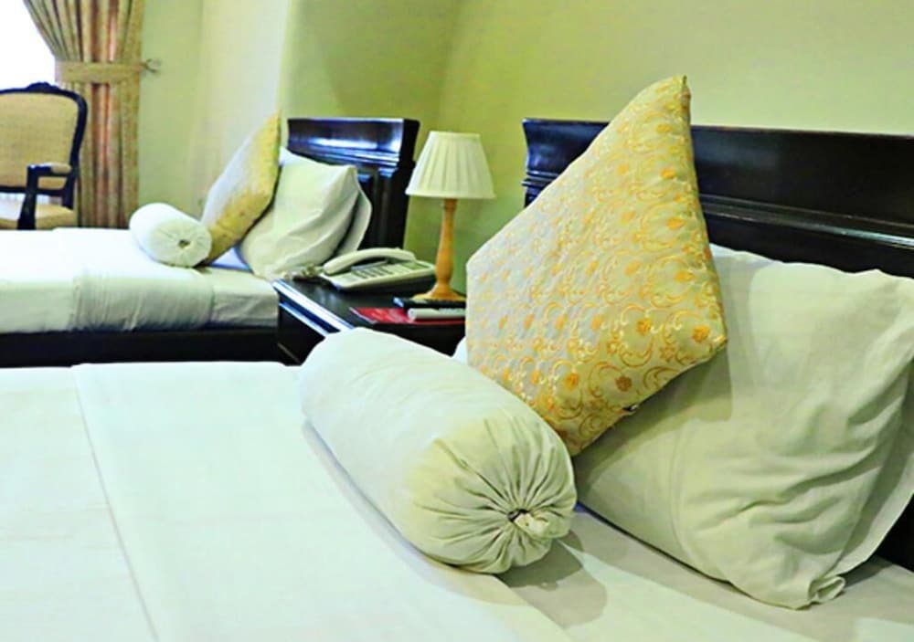 Фото La-Taska Motel