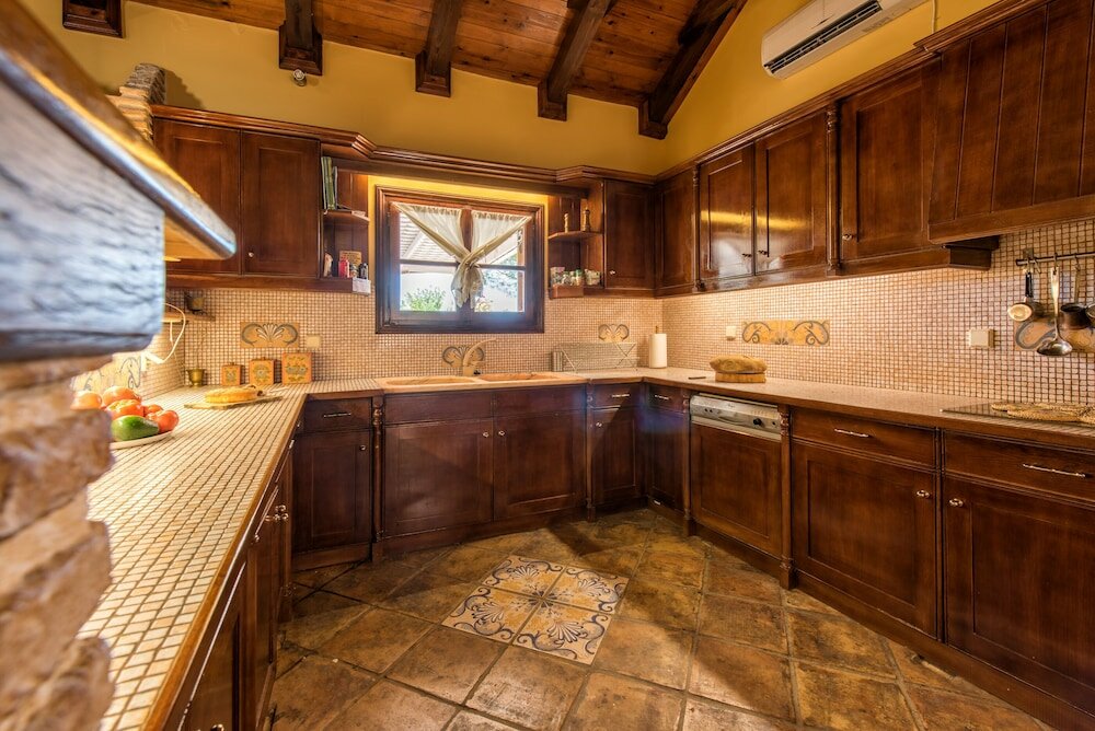 Фото Sarakino The House of Literature