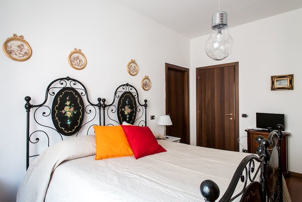 Фото 10 Minutes Bed & Breakfast