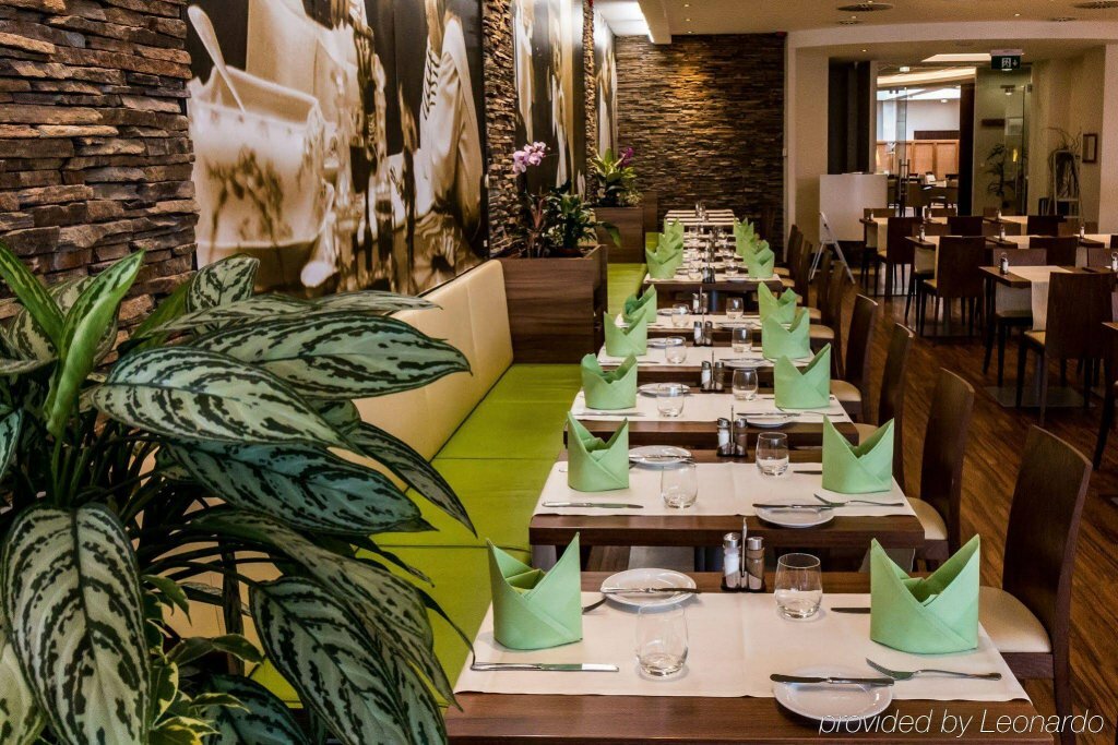 Фото Holiday Inn Budapest-Budaors, an Ihg Hotel