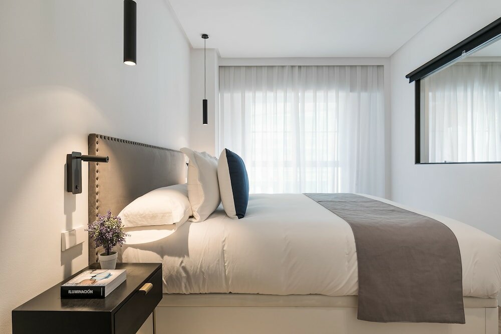 Фото Feelathome Waldorf Suites Apartments