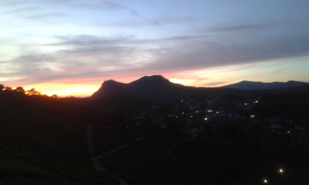 Фото Kirula Green Hotel