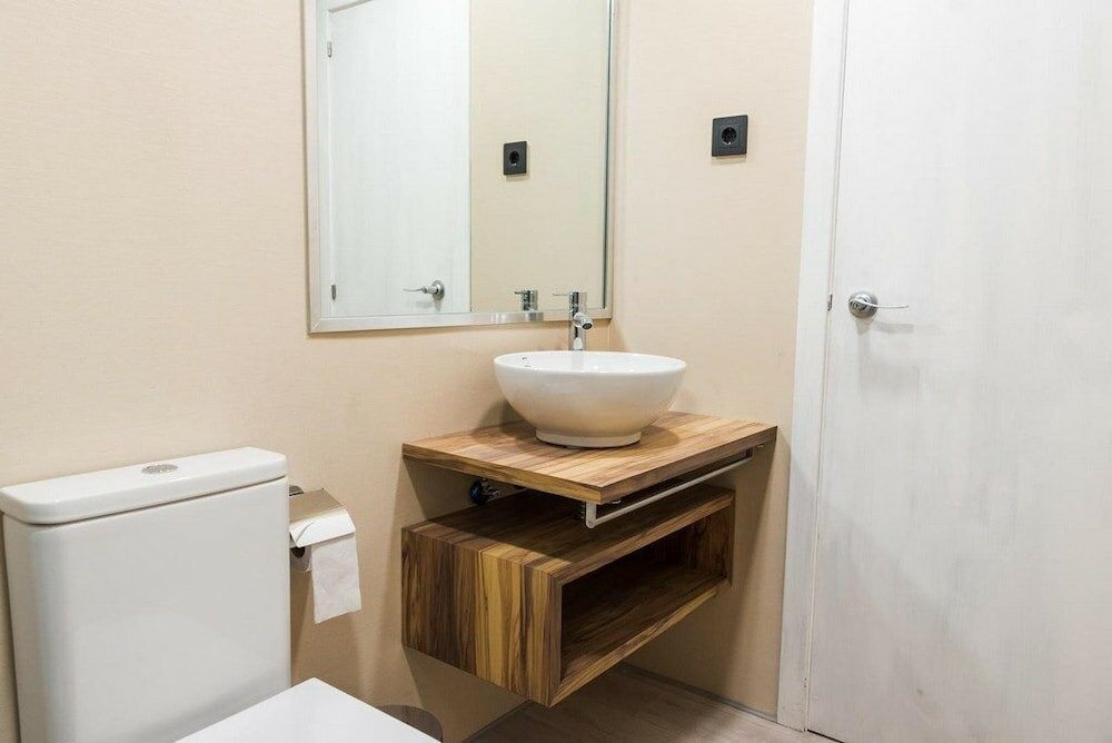 Фото Mi Casa Inn - Residencia Atocha Río - Hostel