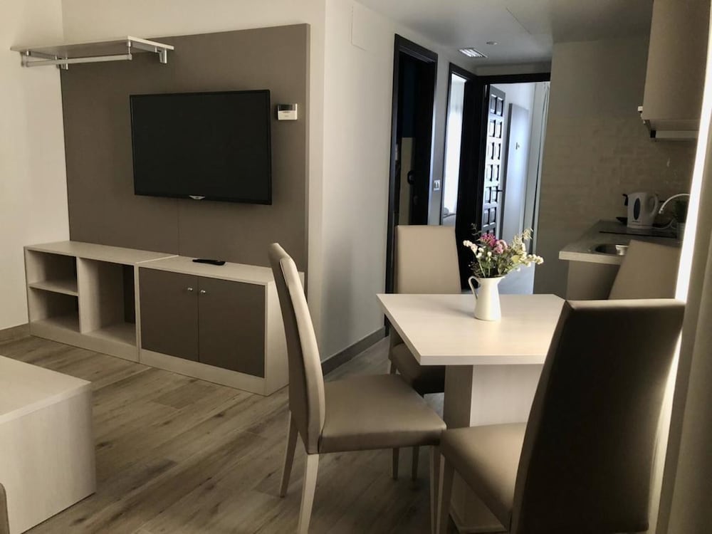 Фото Suites La Posada De Pilar