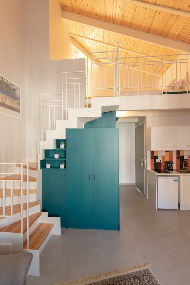 Фото Ether Loft Suites