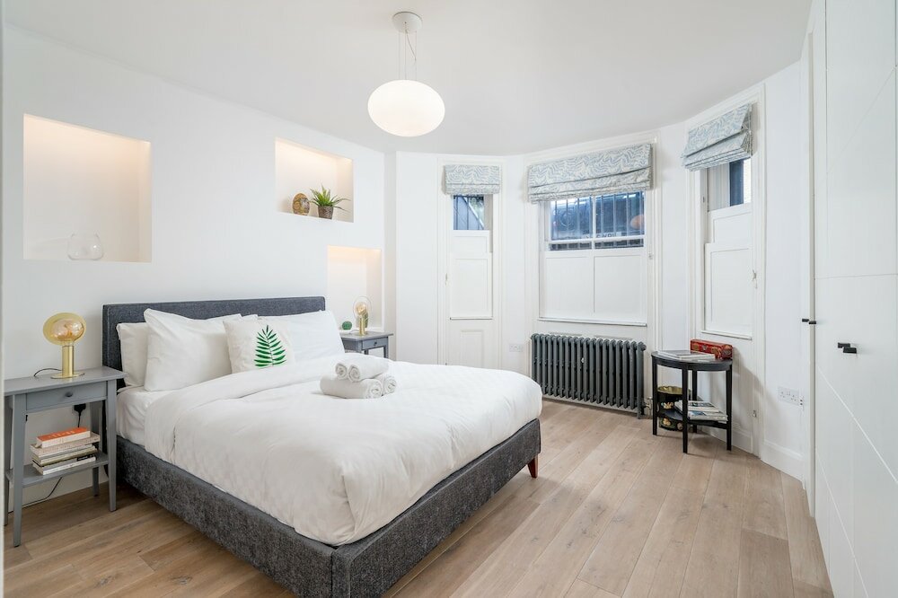 Фото Altido Stylish 2-Bed Flat W Private Garden In Notting Hill