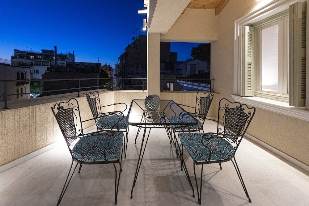 Фото Plaka Boutique Apartments