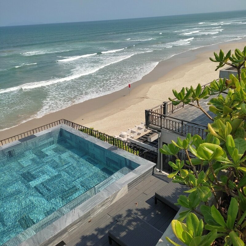 Гостиница M Suite Danang Beach в Дананге