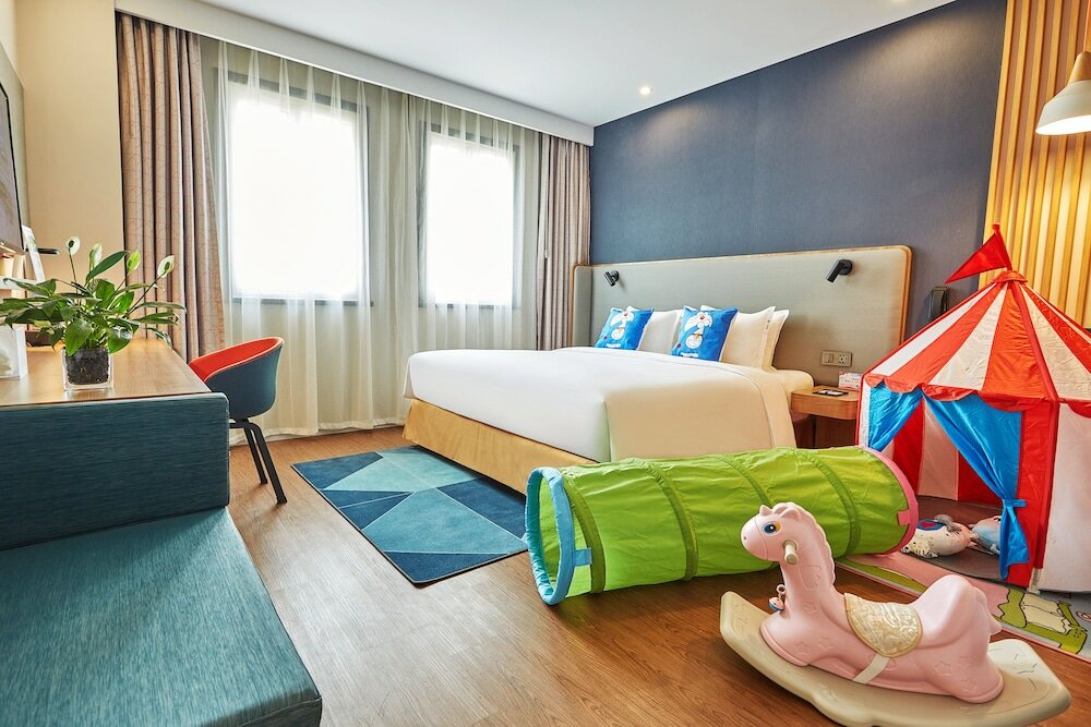 Фото Holiday Inn Express Nanjing Xuanwu Lake by IHG