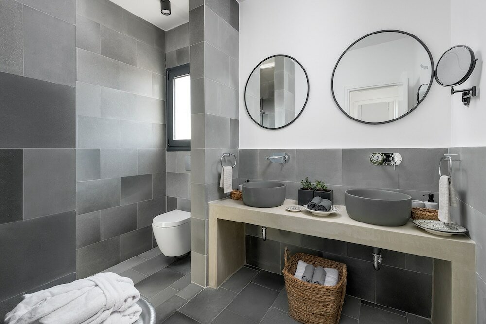 Фото Seawater Villa