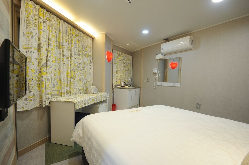 Фото Family Hotel BnB Nampo