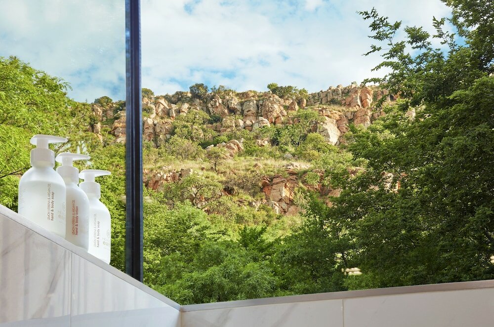 Фото The Cliffside Boutique Getaway