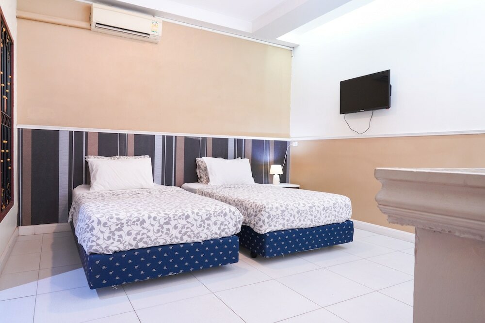 Фото Guesthouse Phuket Airport