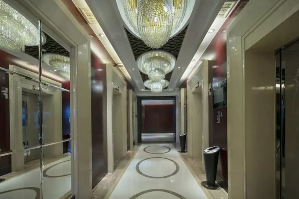 Фото Maison New Century Hotel Cixi